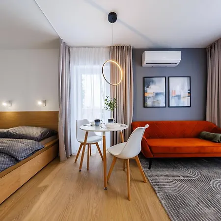 M1 Aura With Ac, Free Parking By Staynest Apartmán